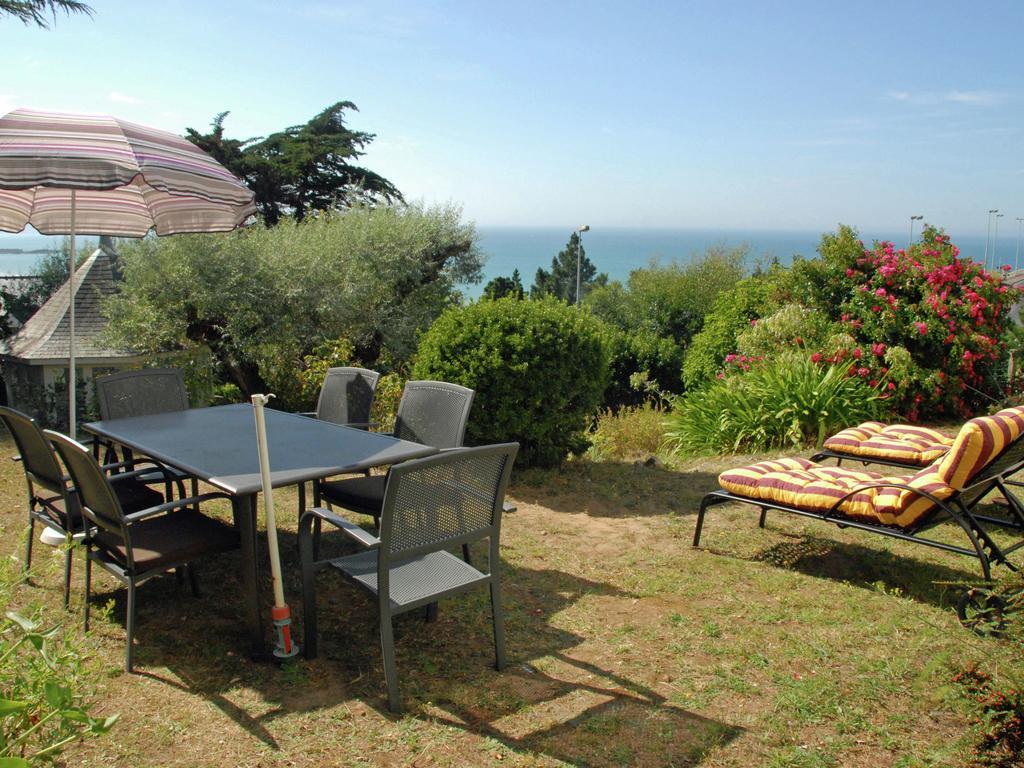 Beautiful Holiday Home With Sea View In Эрки Номер фото