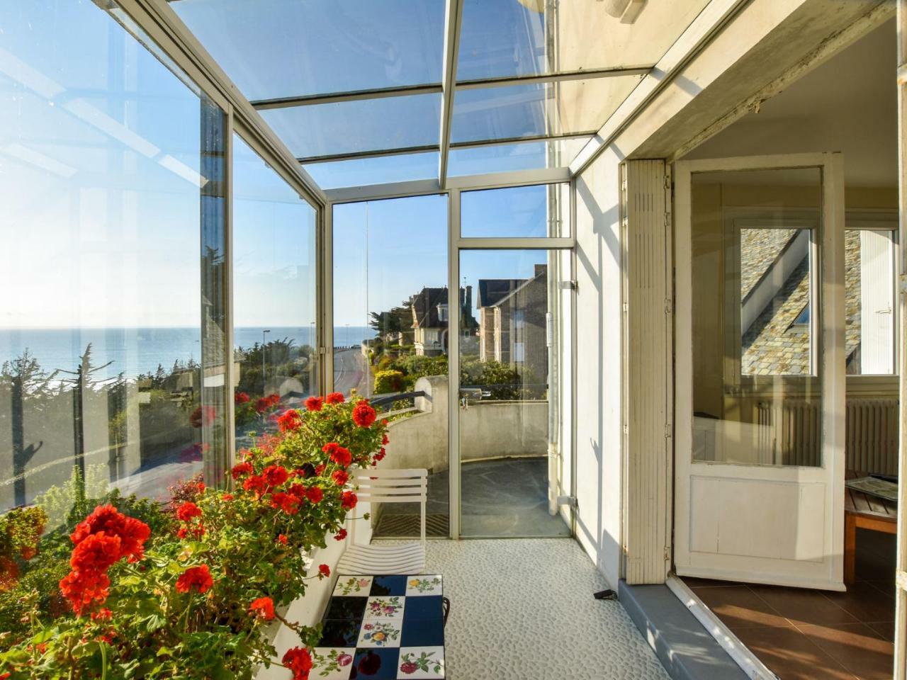 Beautiful Holiday Home With Sea View In Эрки Экстерьер фото